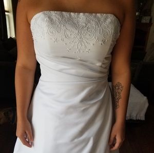 Wedding dress